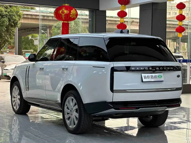 Land Rover Range Rover — Фото автомобиля 14