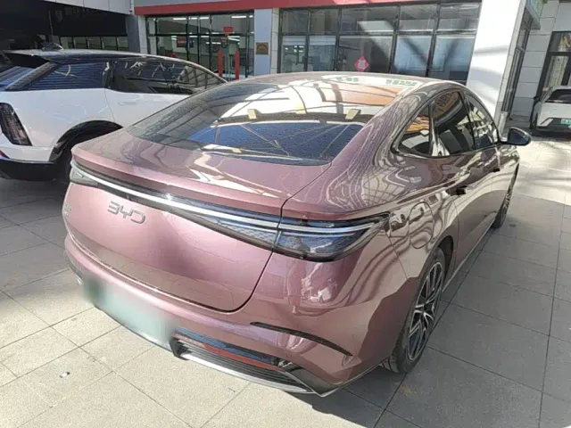 BYD Seal — Фото автомобиля 6