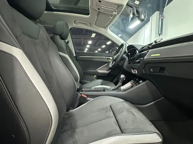 Audi Q3 — Фото автомобиля 15