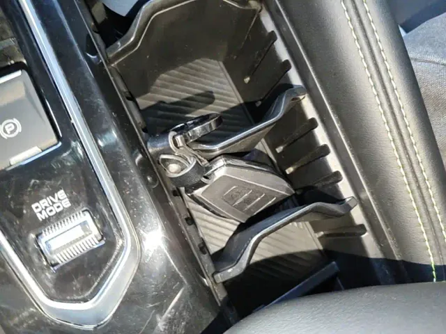 Geely Binyue — Фото автомобиля 8