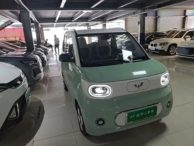 Wuling Hongguang Mini EV — Фото автомобиля 3