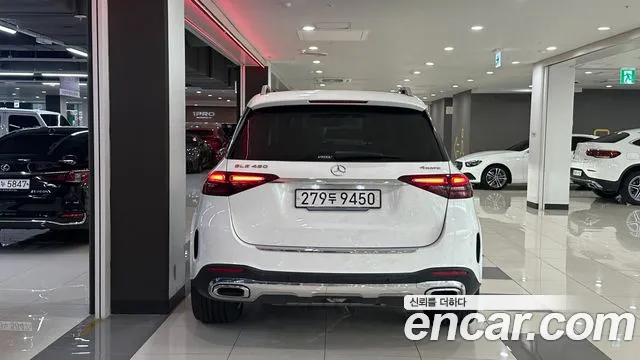 Mercedes-Benz GLE-Class — Фото автомобиля 3