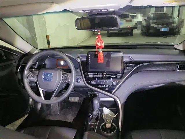 Toyota Camry 2021 2.5G Luxury Edition — Фото автомобиля 12