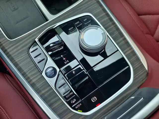BMW X5 — Фото автомобиля 12