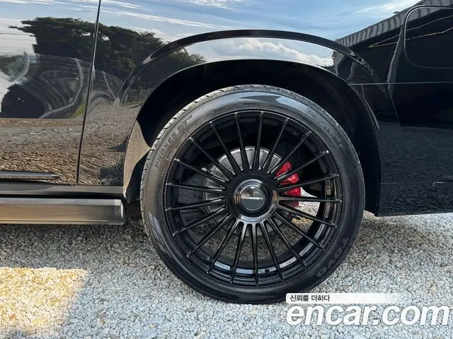 Cadillac Escalade — Фото автомобиля 3