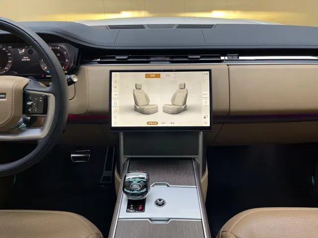 Land Rover Range Rover — Фото автомобиля 14