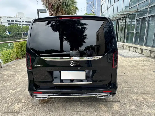 Mercedes-Benz V-Class — Фото автомобиля 9