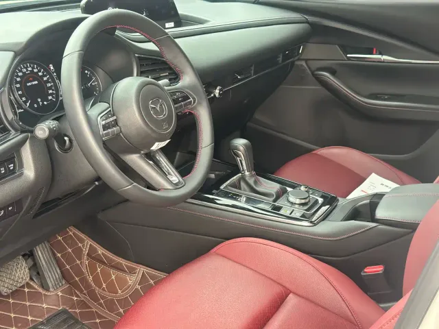 Mazda CX-30 — Фото автомобиля 5