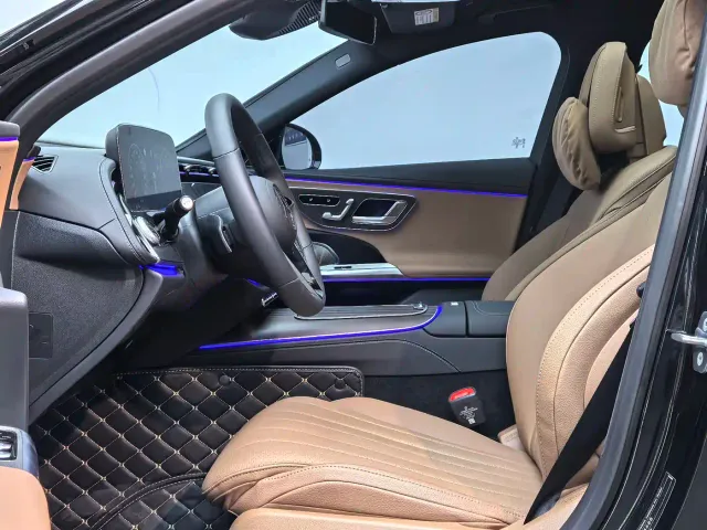 Mercedes-Benz E-Class — Фото автомобиля 11