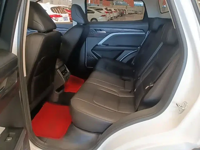 Haval H6 — Фото автомобиля 16