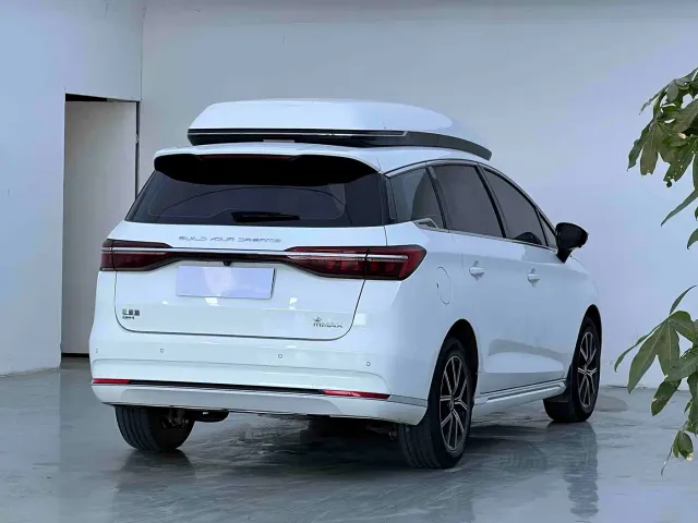 BYD Song MAX — Фото автомобиля 9