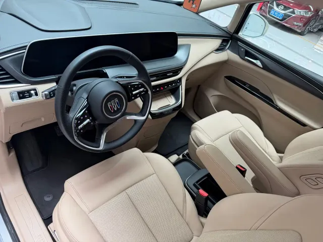 Buick Buick GL8 New Energy 2025 Land Honor Premium Edition 7-Seater — Фото автомобиля 10