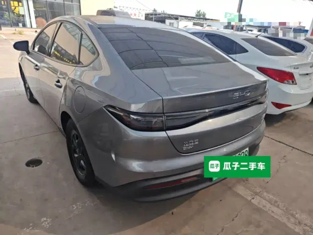 BYD Seal 05 DM-i — Фото автомобиля 4
