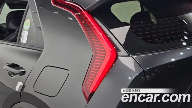 Kia Niro The All New — Фото автомобиля 8