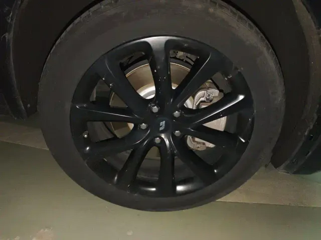 Li Auto ONE — Фото автомобиля 25