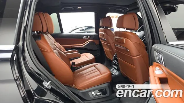 BMW X7 G07 — Фото автомобиля 11