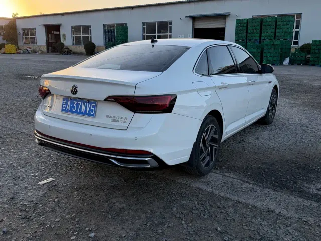 Volkswagen Sagitar — Фото автомобиля 15
