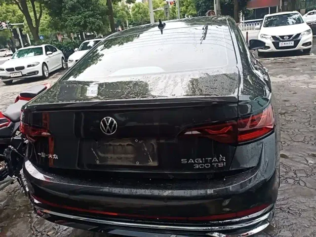 Volkswagen Sagitar — Фото автомобиля 5