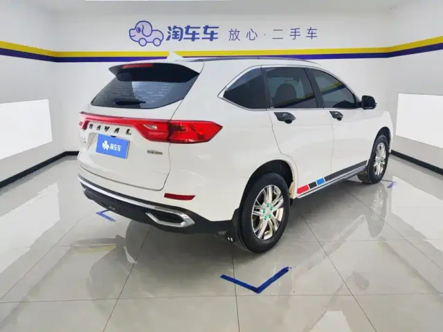 Haval M6 — Фото автомобиля 3