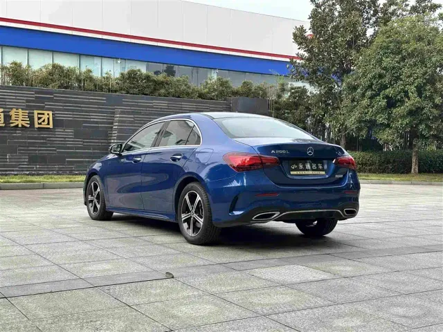 Mercedes-Benz A-Class — Фото автомобиля 13