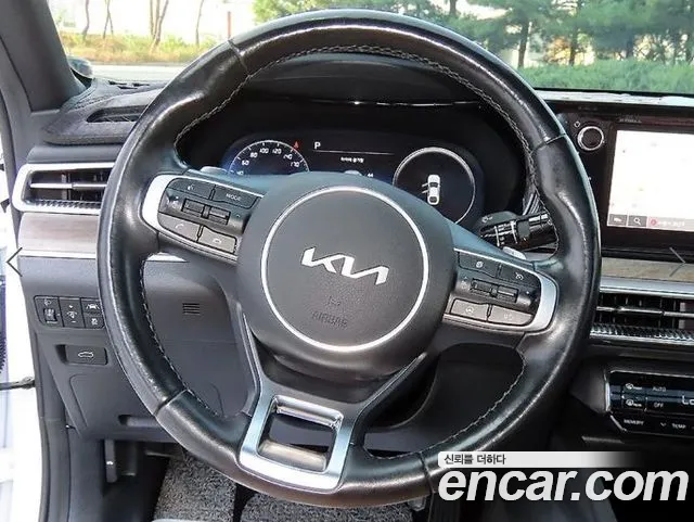 Kia K5 Generation 3 — Фото автомобиля 8
