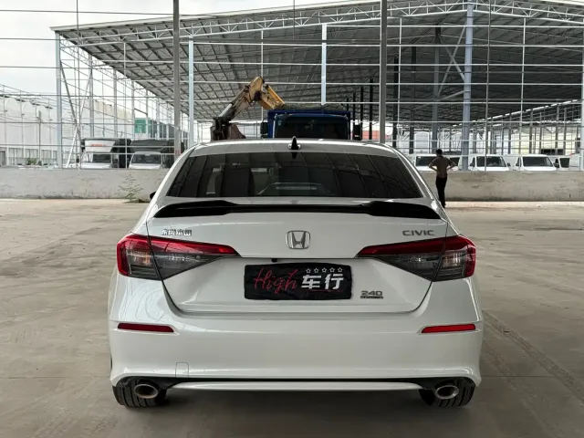 Honda Civic — Фото автомобиля 5