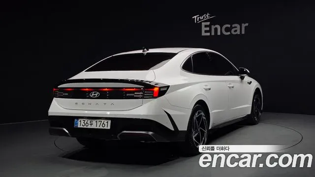 Hyundai Sonata — Фото автомобиля 2