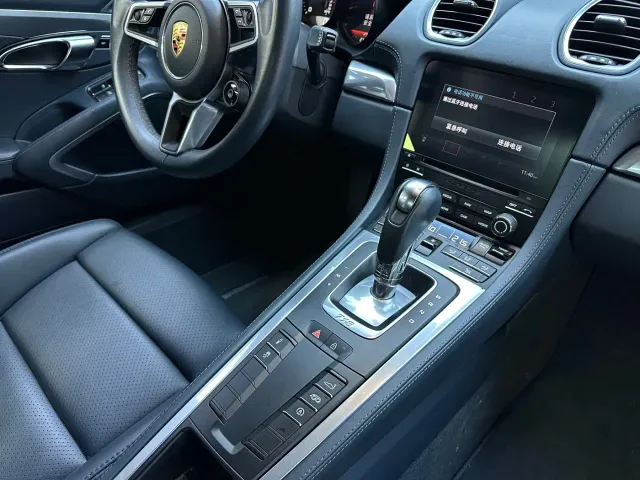 Porsche 718 — Фото автомобиля 15