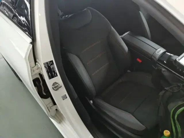 Mercedes-Benz A-Class — Фото автомобиля 24