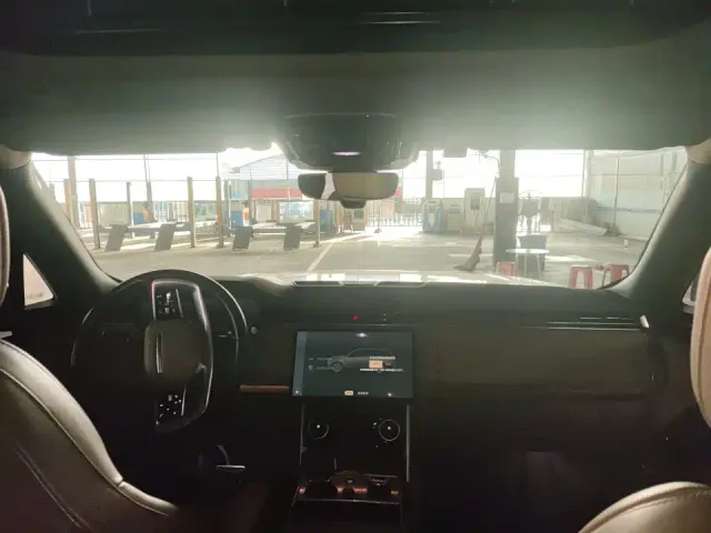 Land Rover Range Rover — Фото автомобиля 3