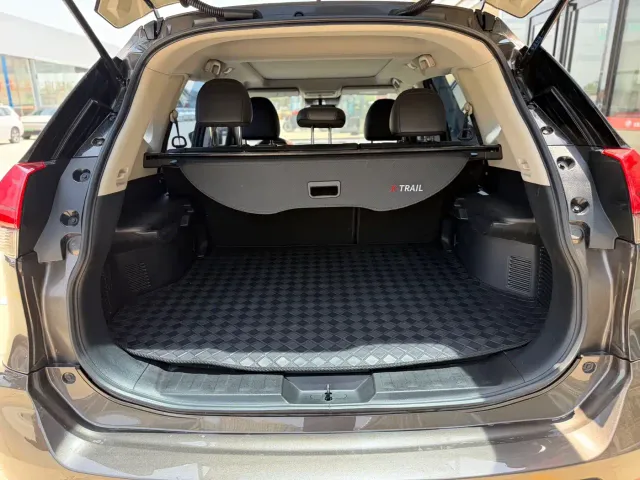 Nissan X-Trail — Фото автомобиля 9