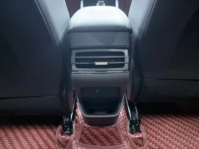 Geely Emgrand S — Фото автомобиля 21