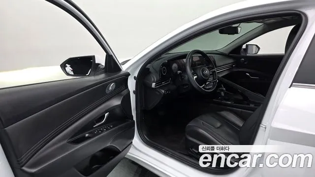 Hyundai Avante CN7 — Фото автомобиля 15