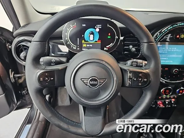 Mini Cooper Cooper 5 дверей Classic — Фото автомобиля 11