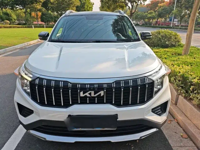 Kia Sportage — Фото автомобиля 2