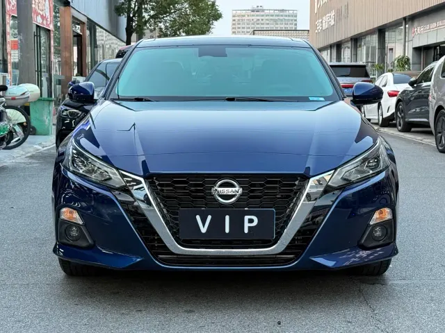 Nissan Teana — Фото автомобиля 2