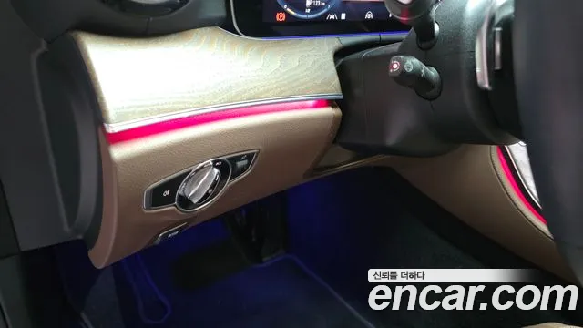 Mercedes-Benz E-Class W213 — Фото автомобиля 28