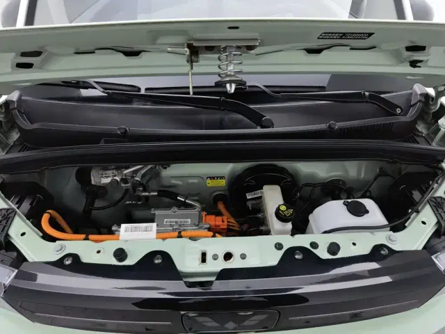 Wuling Hongguang Mini EV — Фото автомобиля 6