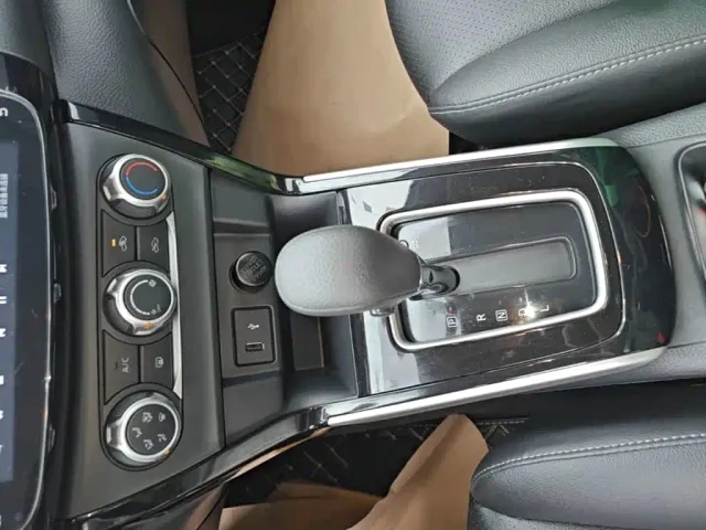 Nissan Sylphy — Фото автомобиля 13