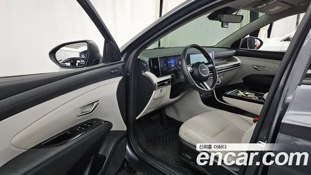 Hyundai Tucson Бензин 1.6 турбо 2WD — Фото автомобиля 4