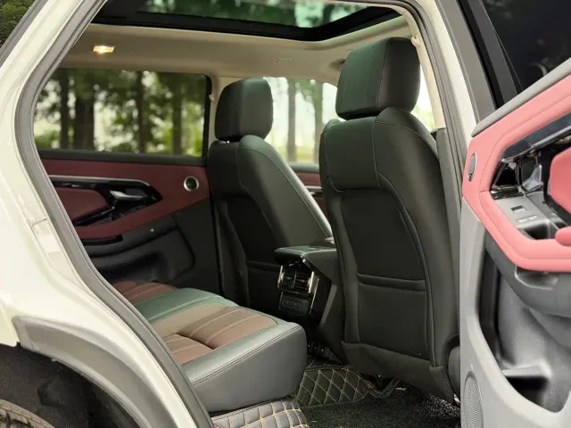 Land Rover Range Rover Evoque — Фото автомобиля 12