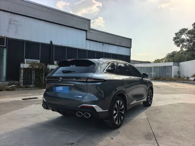 Changan CS75 Plus — Фото автомобиля 7