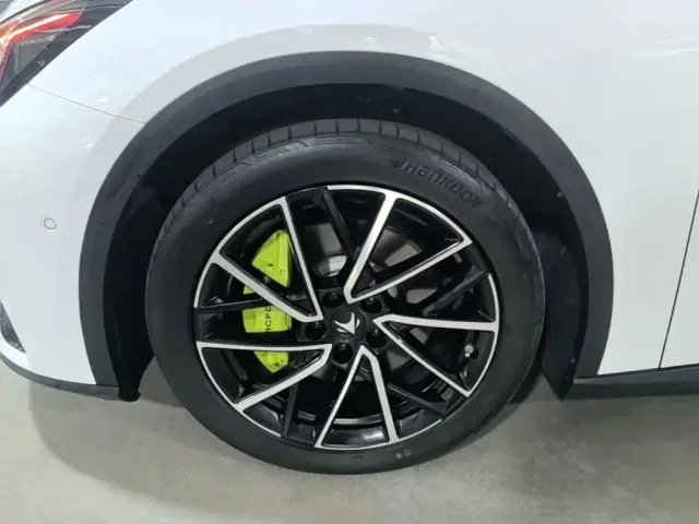 Arcfox Alpha S5 — Фото автомобиля 22