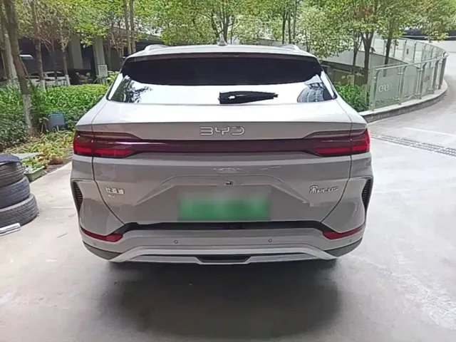 BYD Song PLUS — Фото автомобиля 5