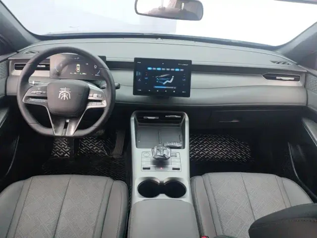 BYD Qin PLUS — Фото автомобиля 12