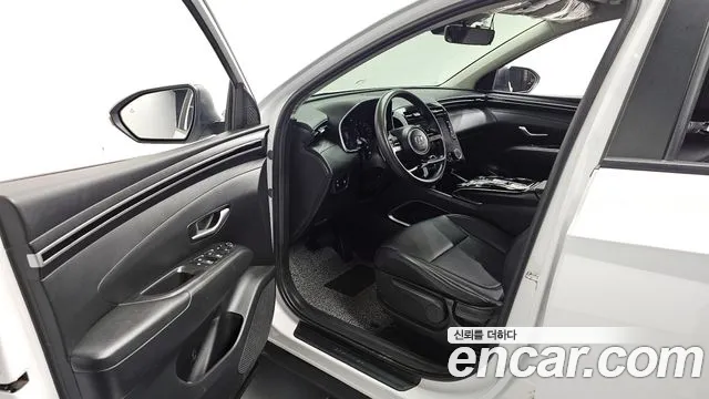 Hyundai Tucson Tucson (NX4) Дизель 2.0 4WD — Фото автомобиля 10