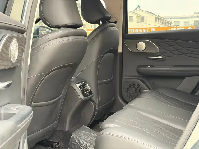 Chery Arrizo 8 PRO — Фото автомобиля 9