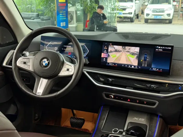 BMW X5 — Фото автомобиля 15