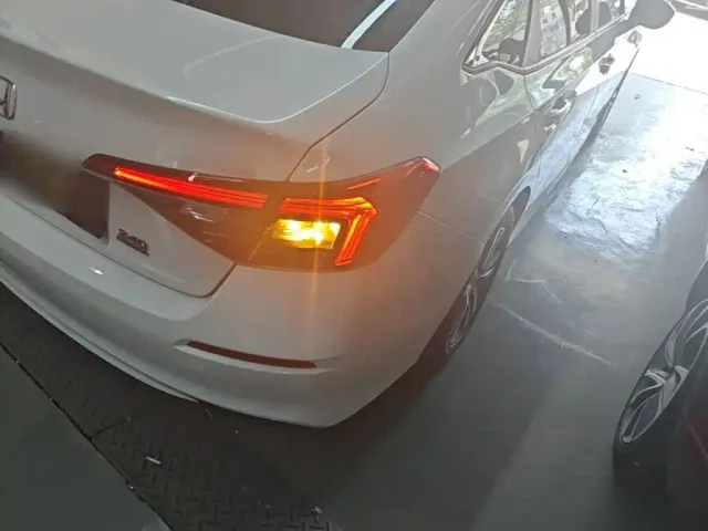 Honda Civic — Фото автомобиля 7