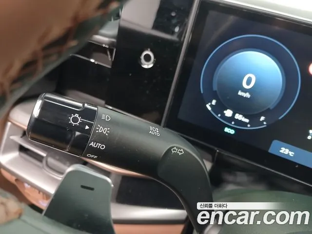 Hyundai Grandeur GN7 — Фото автомобиля 30
